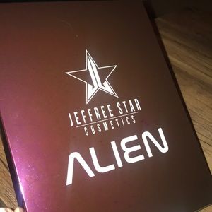 Jeffree Star Alien Palette